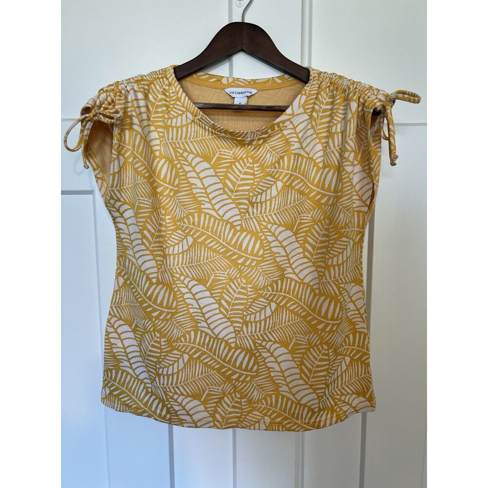 Liz Claiborne Size Medium Yellow White Leaf Pattern Short Sleeve Blouse